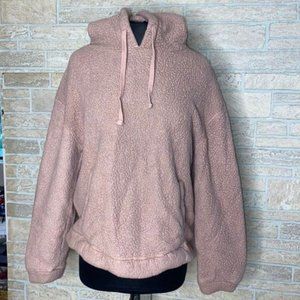 Universal Thread Light Pink Fleece